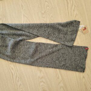 *NEW* Gray Scarf from Levi's